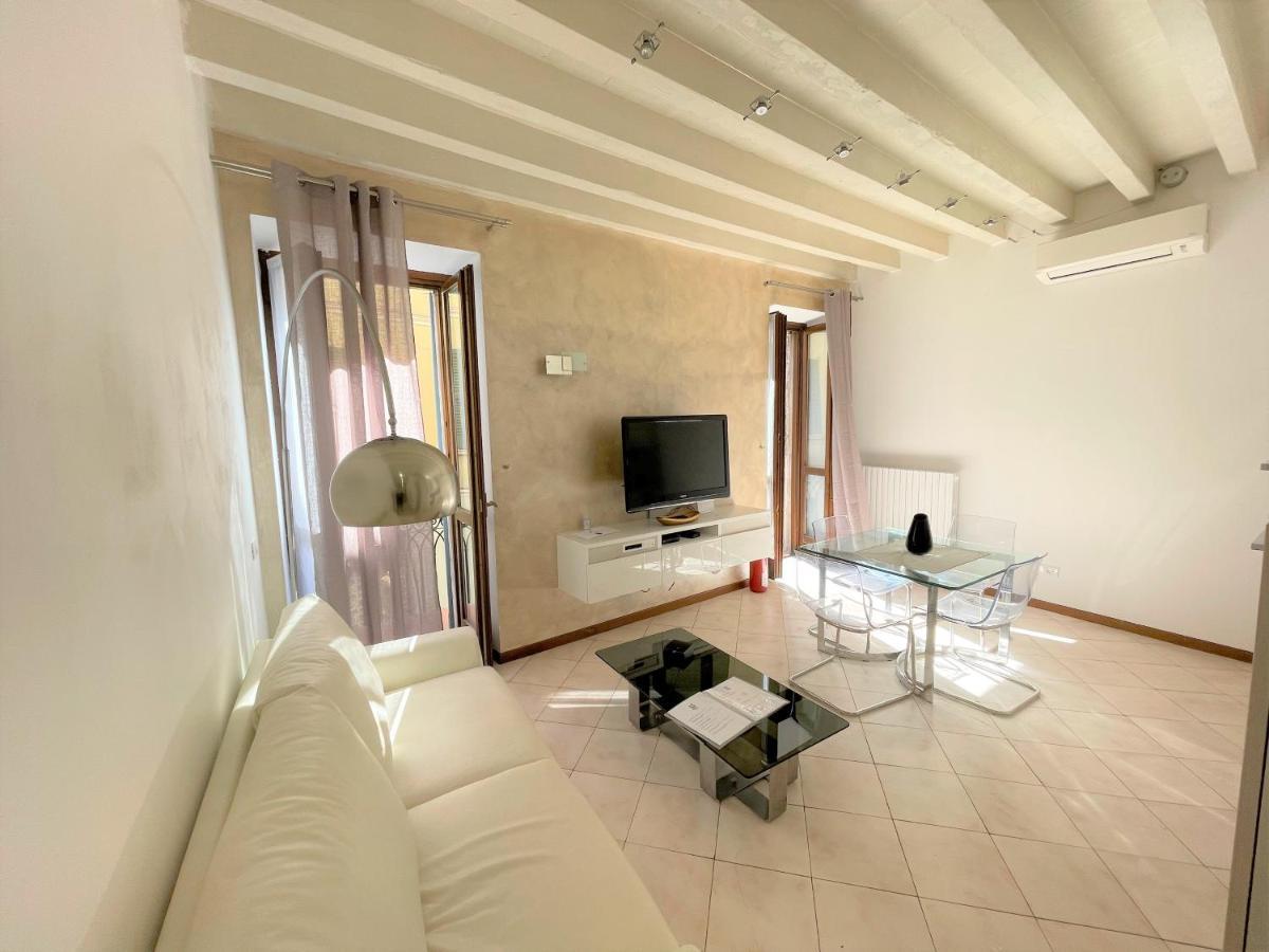 Desenzanoloft Le Petit Bijou - Restyling 2025 - Downtown Ντεζεντσάνο ντελ Γκάρντα Εξωτερικό φωτογραφία