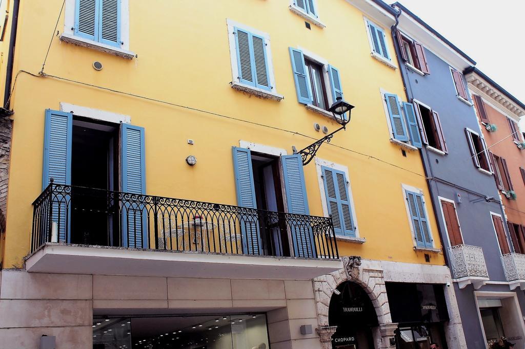 Desenzanoloft Le Petit Bijou - Restyling 2025 - Downtown Ντεζεντσάνο ντελ Γκάρντα Εξωτερικό φωτογραφία